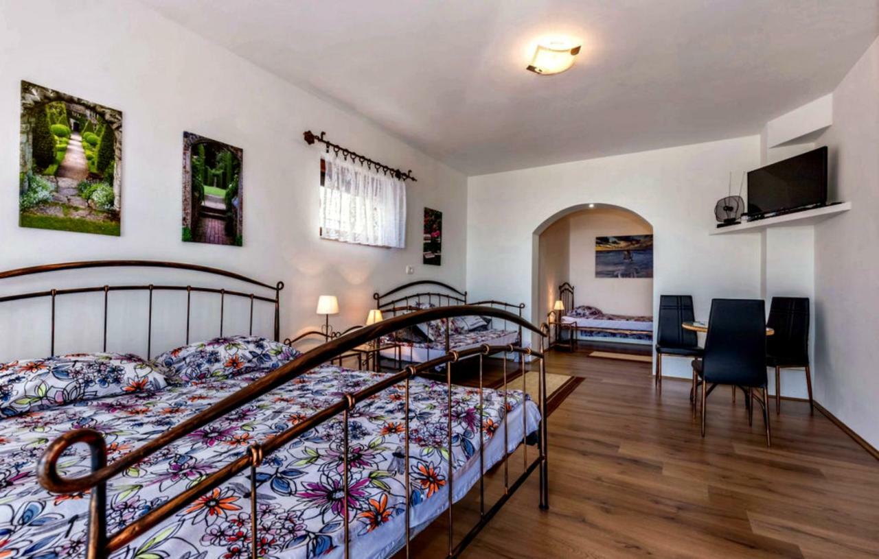 Apartment Anika コストレナ エクステリア 写真